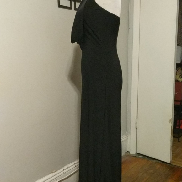 🎉SOLD🎉✨ Evening Dress ✨ - Picture 5 of 14